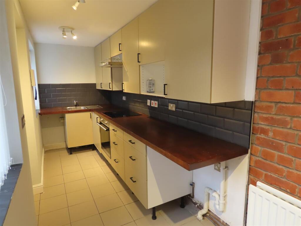 GALLEY STYLE KITCHEN