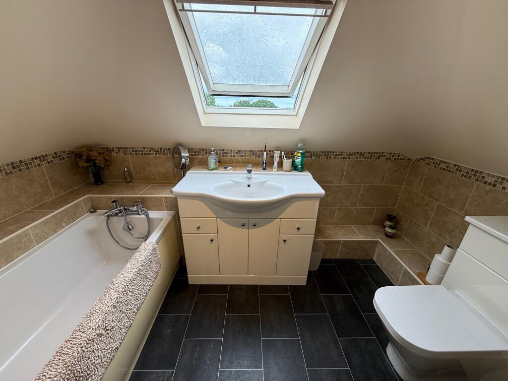 Bedroom One En-Suite