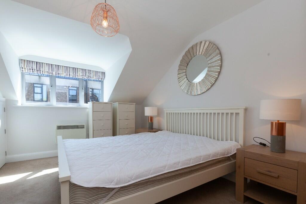 Bedrom 1 
