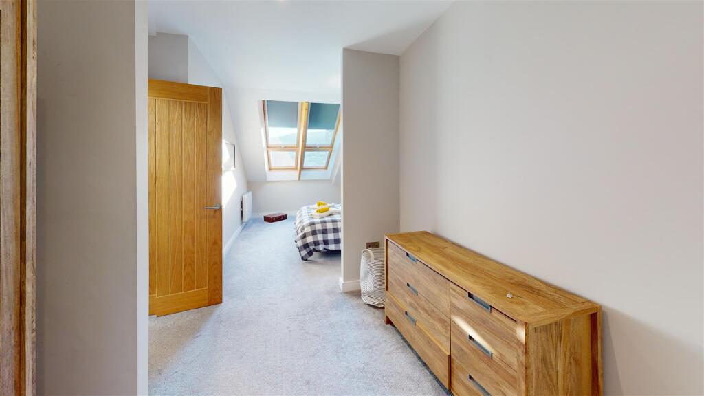 Horace-Mills-Bedroom(1).jpg