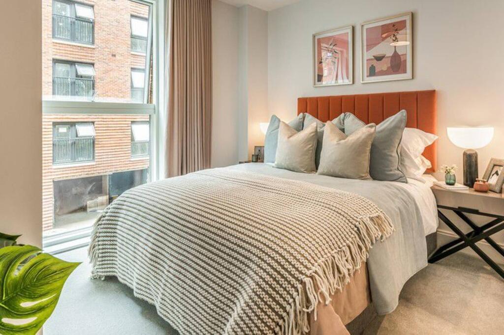 Horlicks Quarter, Slough, SL1