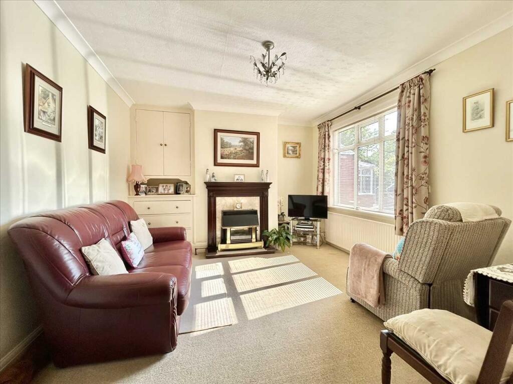 SITTING ROOM