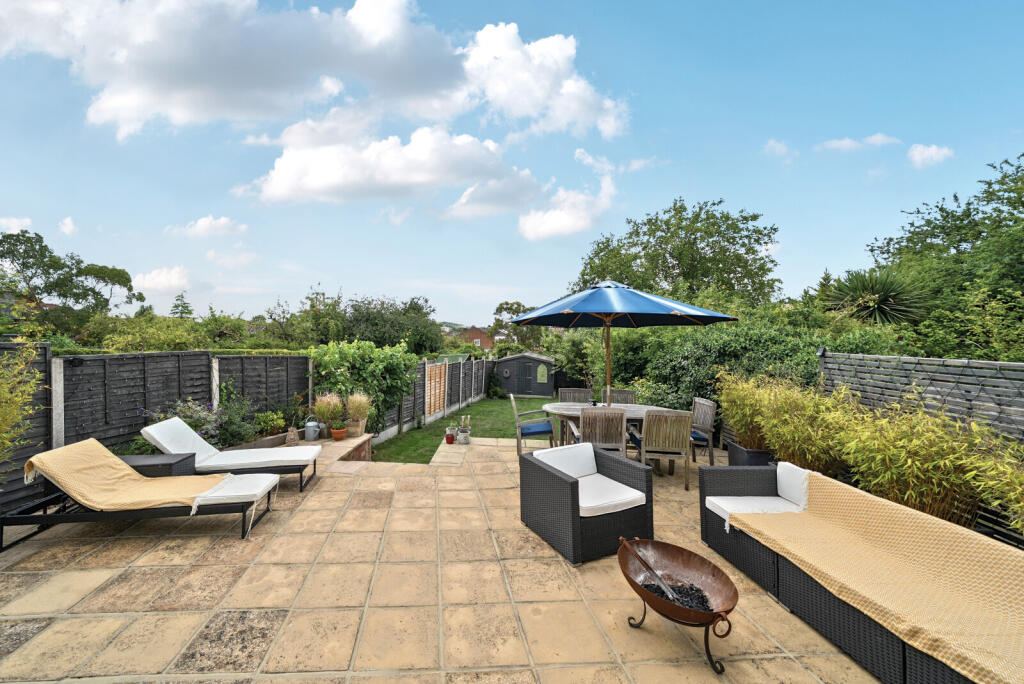 1334090-23-689063...