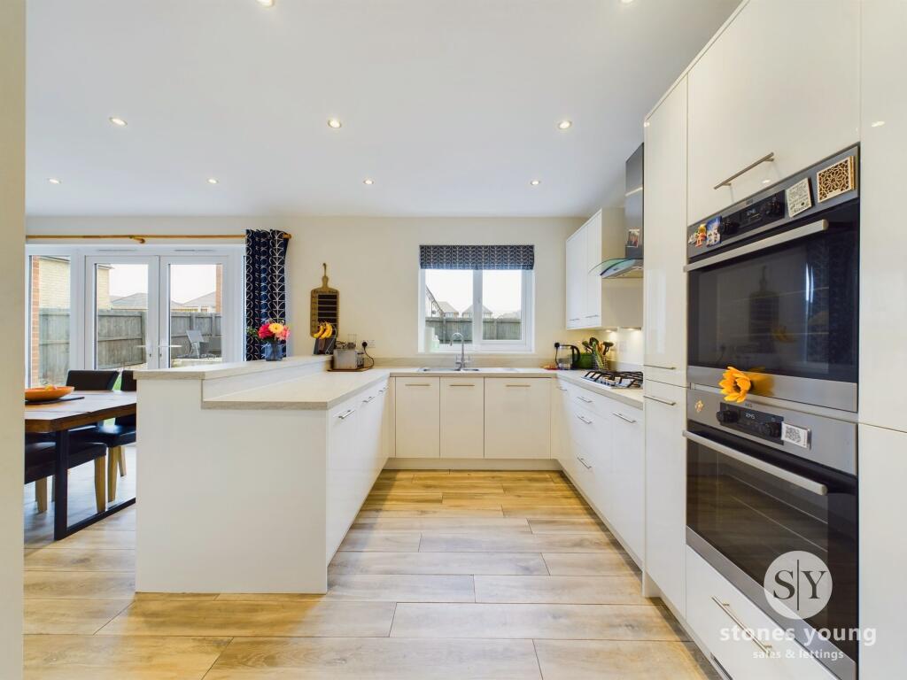 Open Plan Living Dining Kitchen