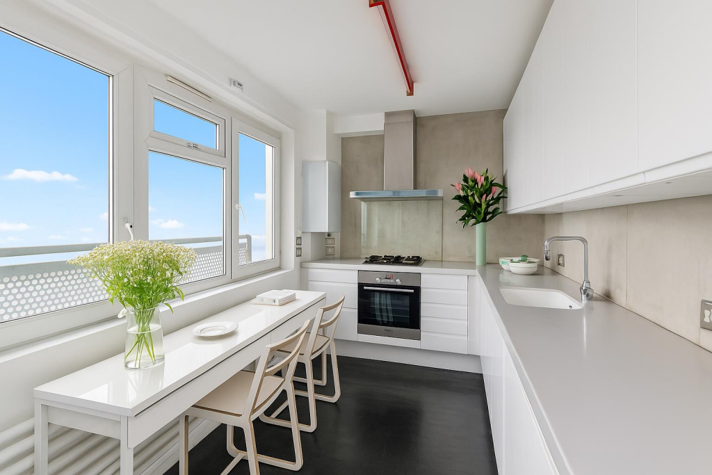 ChatGPT Image Jun 19, 2025, 02_59_16 PM.png