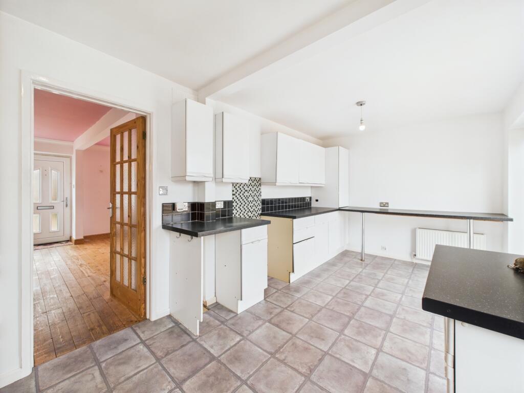 CAM02023G0-PR0145-STILL031