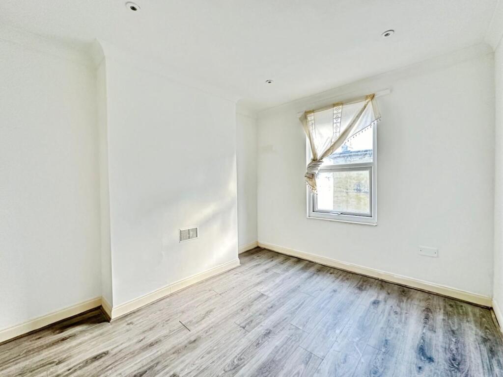 26e23e2e-Photo 2015-10-2025 2C 2016 2001 2058.jpg