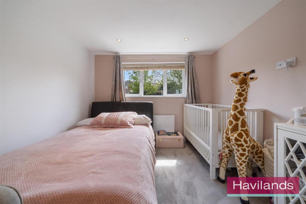 Lindal Cresent-9.jpg