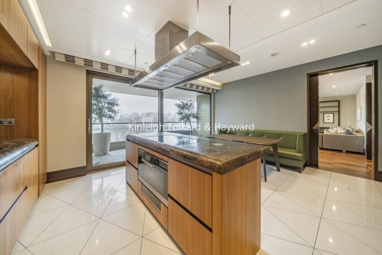 310f7ce8-6689-4fa...