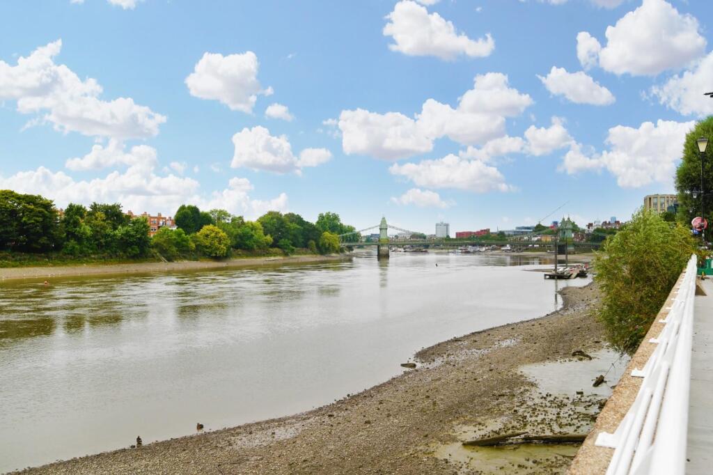 King-Henrys-Reach-Common-Parts (10).JPG