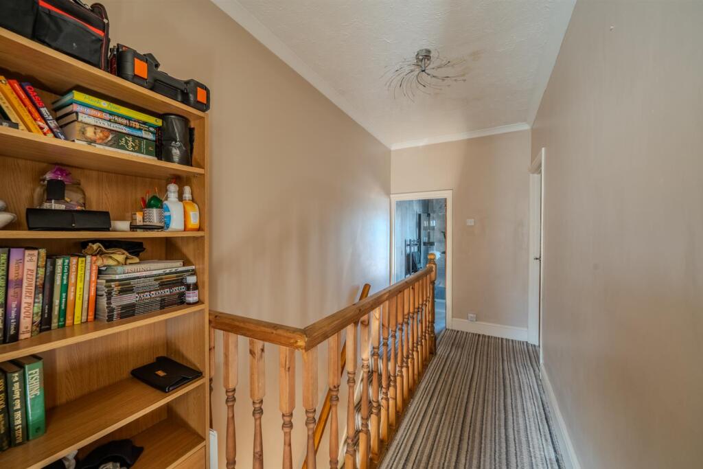 19 Park Terrace-4.jpg