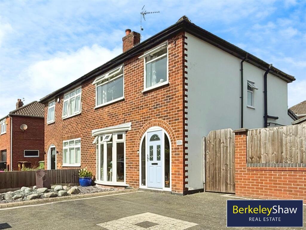 c17a4388--437E-B4E9-9FA5CB60F2D9-47243-0000066D72B