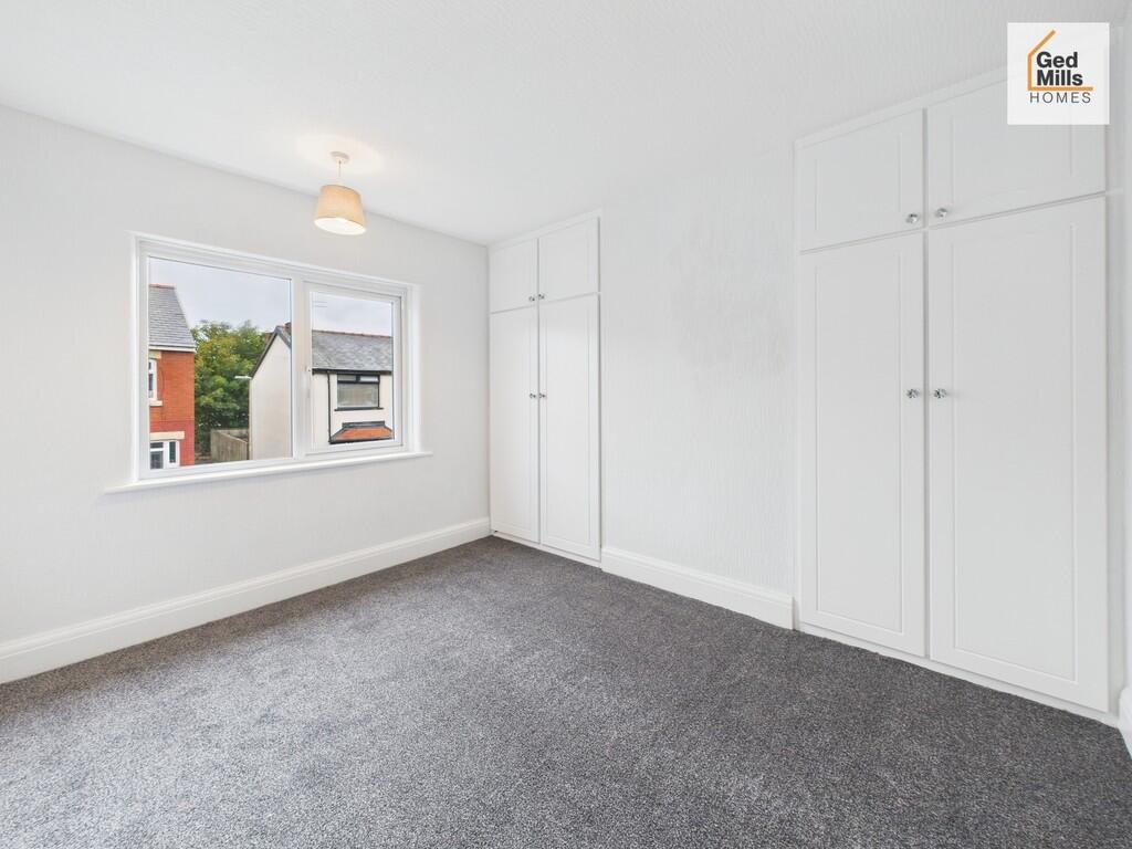 CAM04261G0-PR0104...