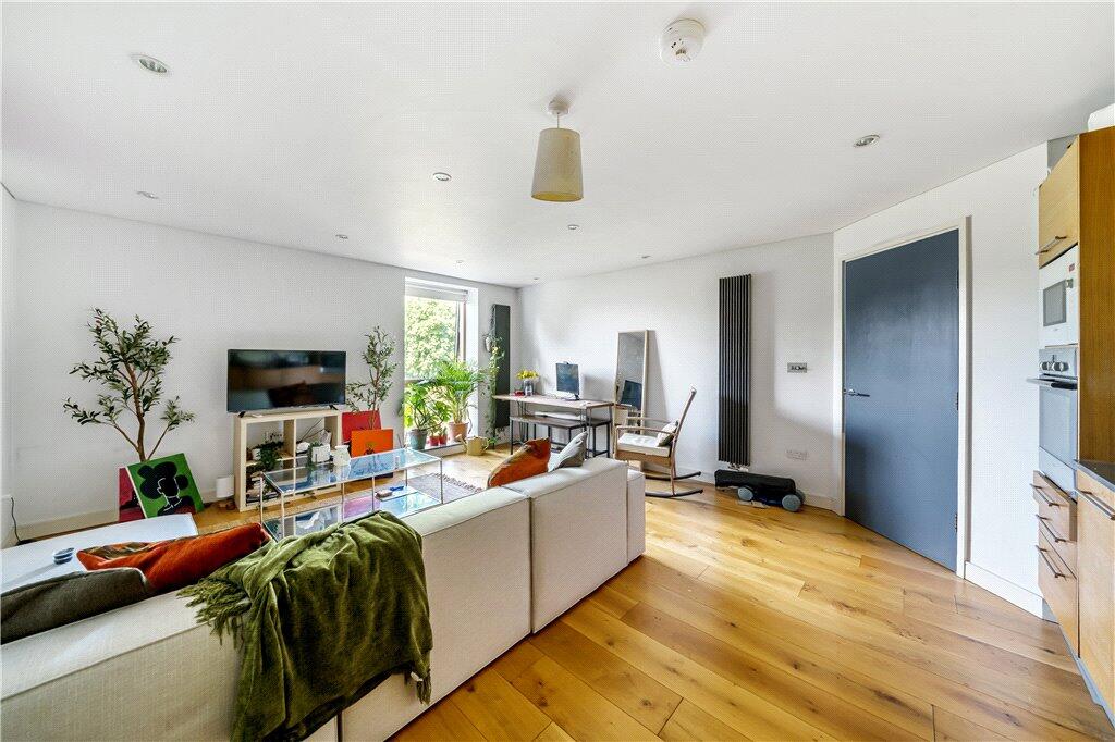 Reception/Kitchen