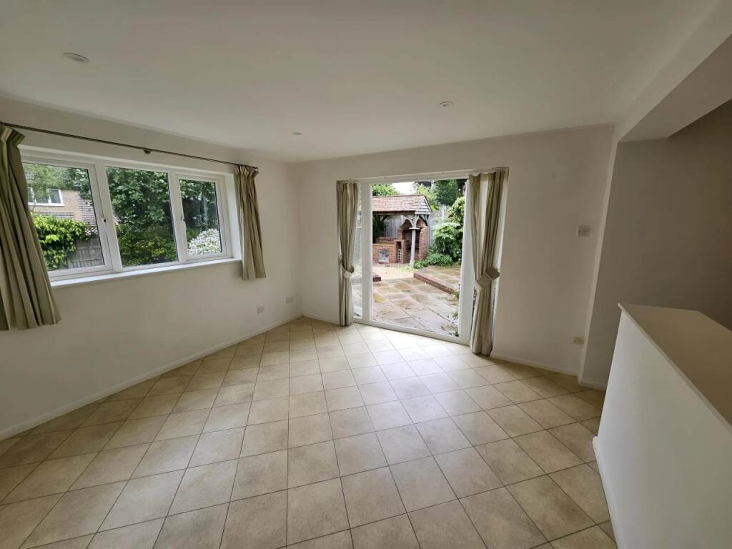 Dining Room (2)
