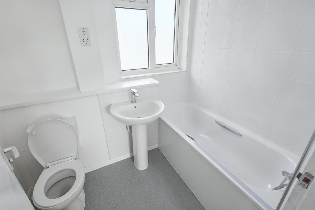 11 Beech Gardens, Dagenham, Essex, RM10 9TS