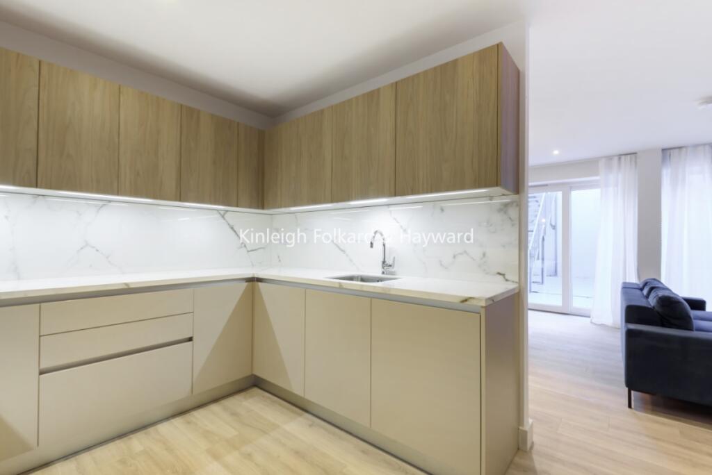 04bb65a7-5f3a-4818-b