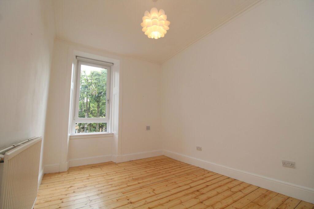 Battlefield Gardens, Glasgow