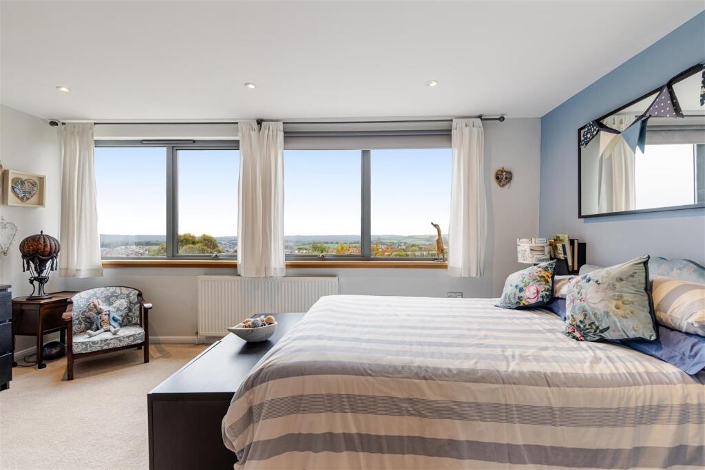 60 - 53 Dunstone Park Road Paignton.jpg