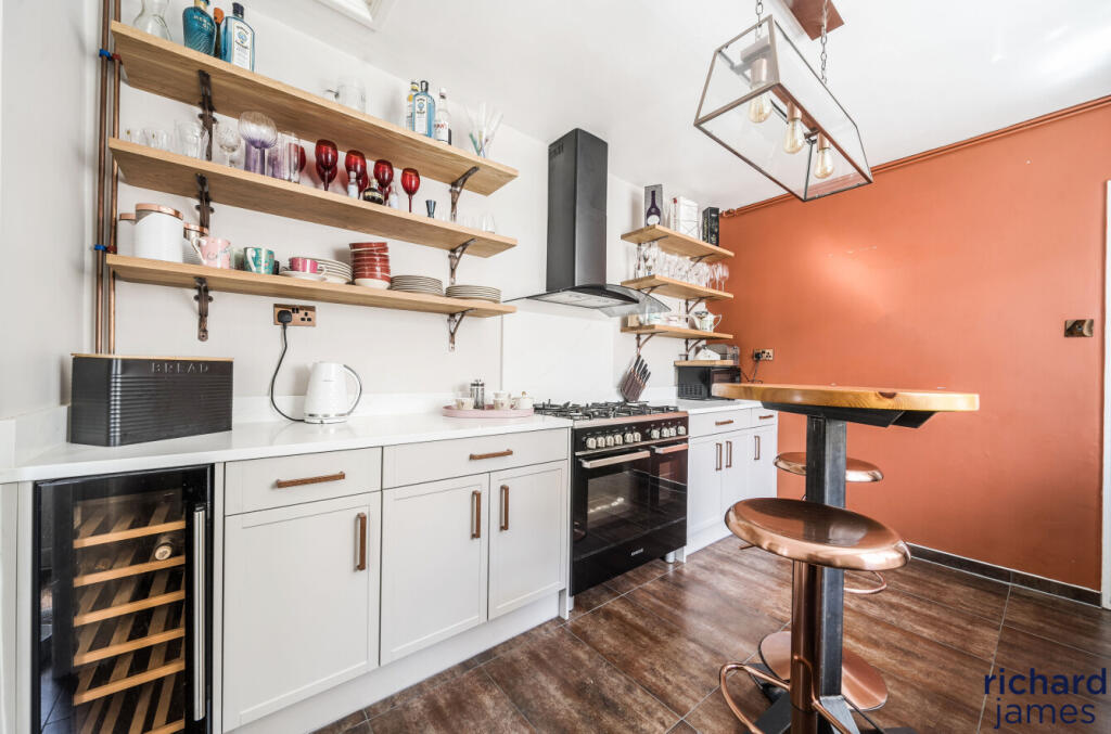 6c5f8680d23947d49426da3d5edb136e