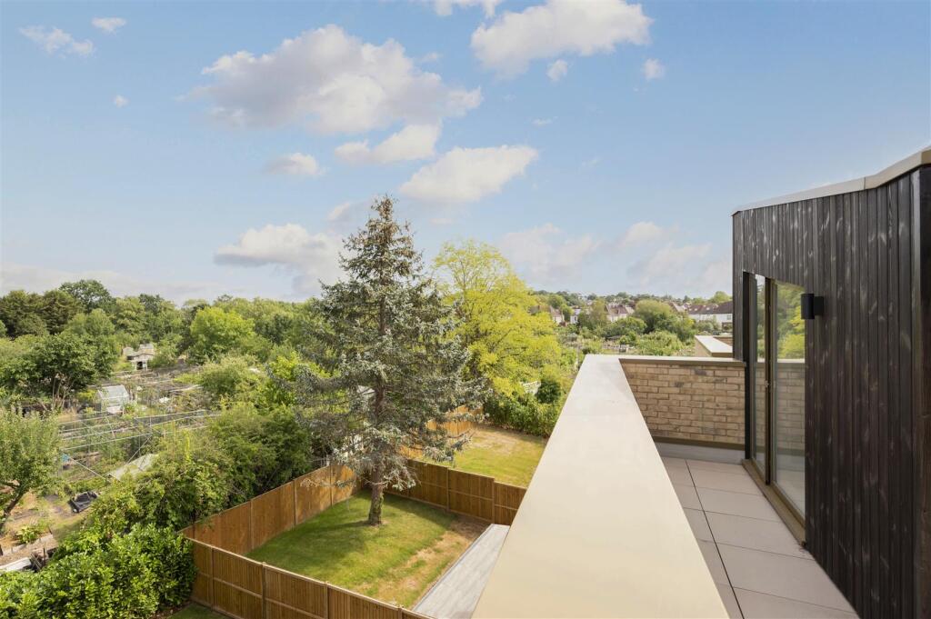 4 The Willows,55.jpg