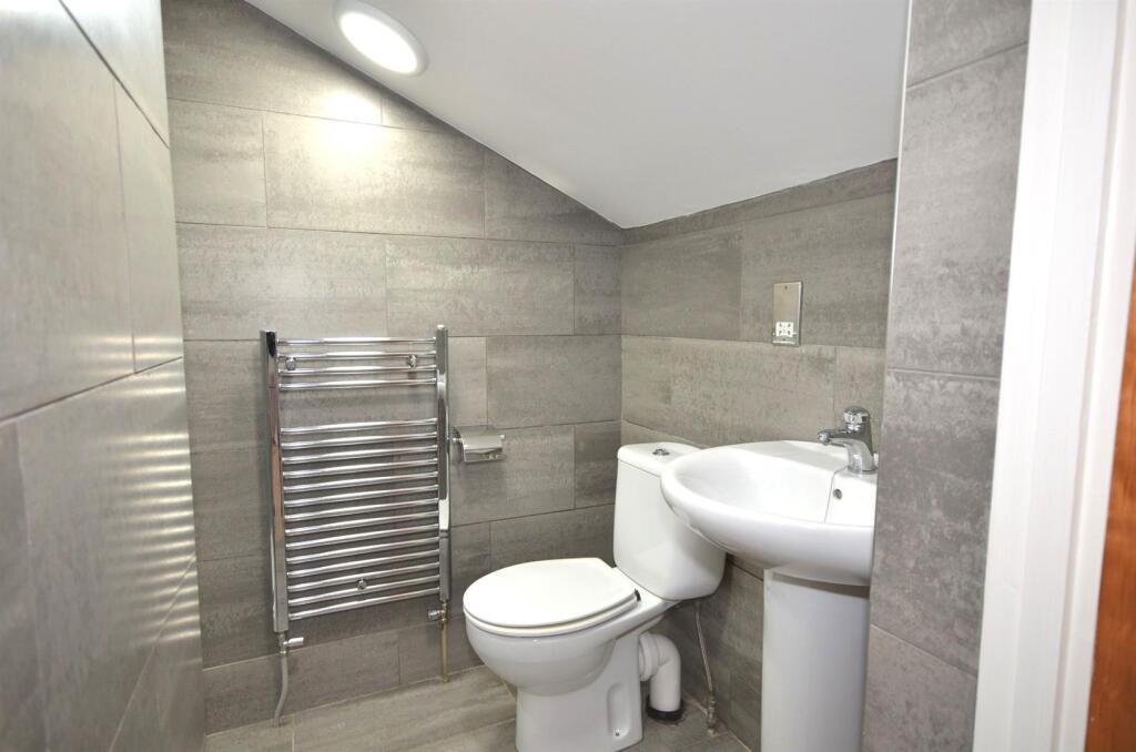 (10)Flat-14-Rutland-Court.JPG