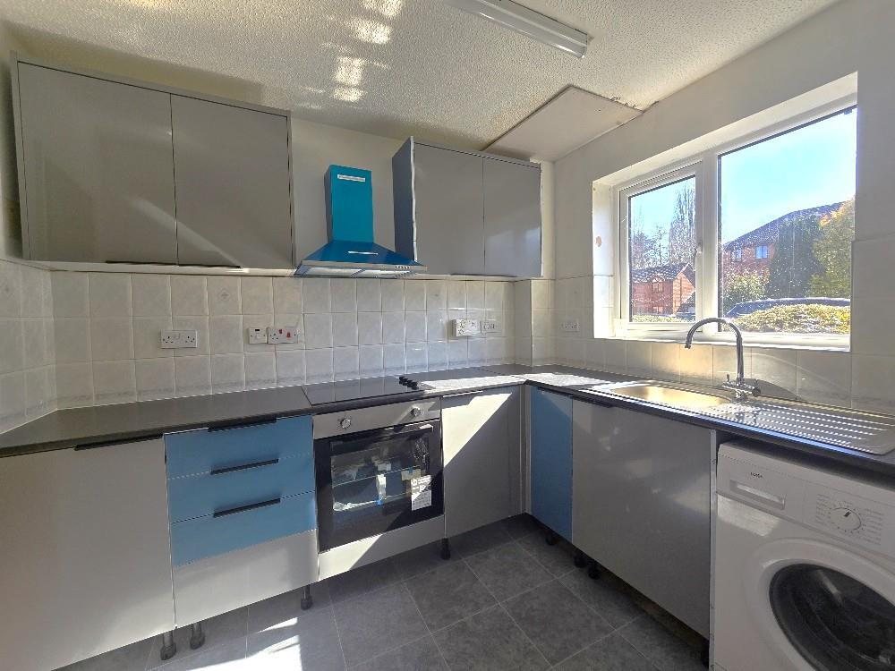 Bowls Court, Chapelfields - Kitchen