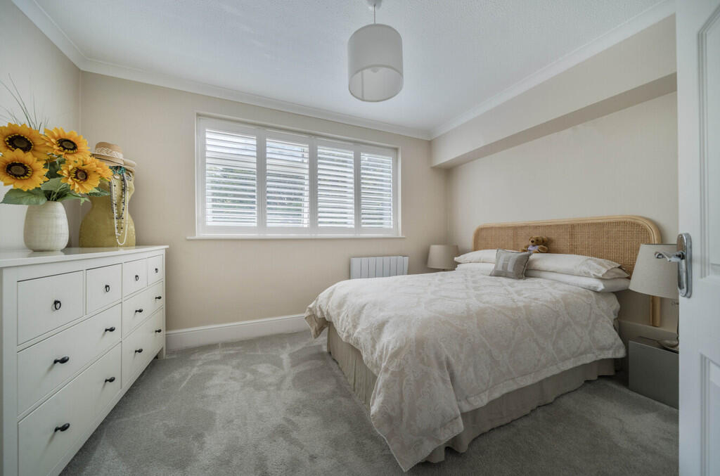 bedroom1-3