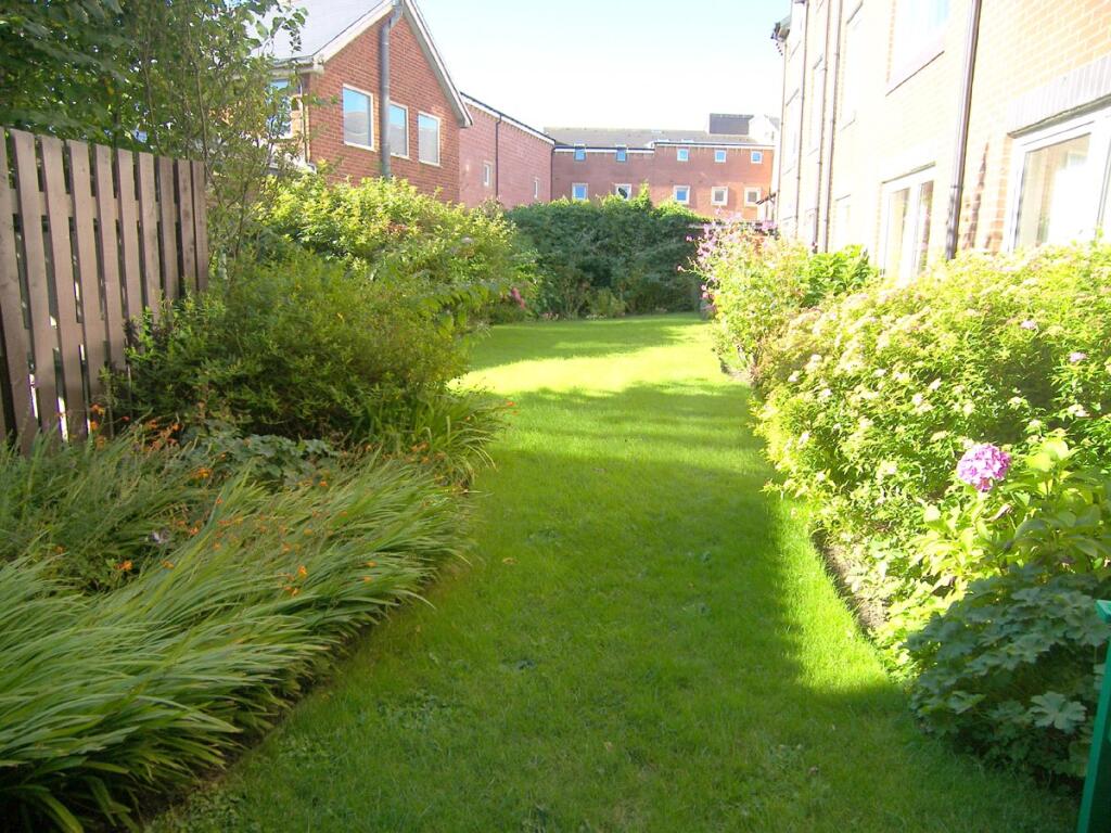 Communal Gardens Pic