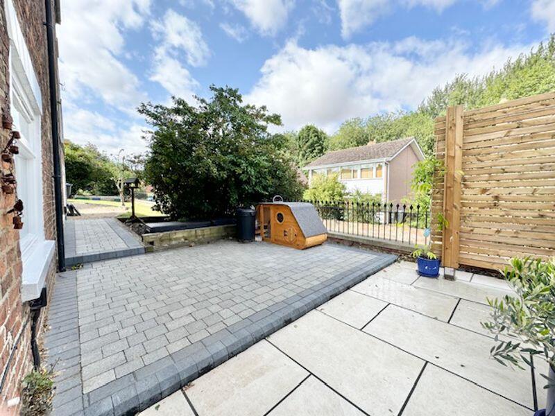 Block paved patio area view 2