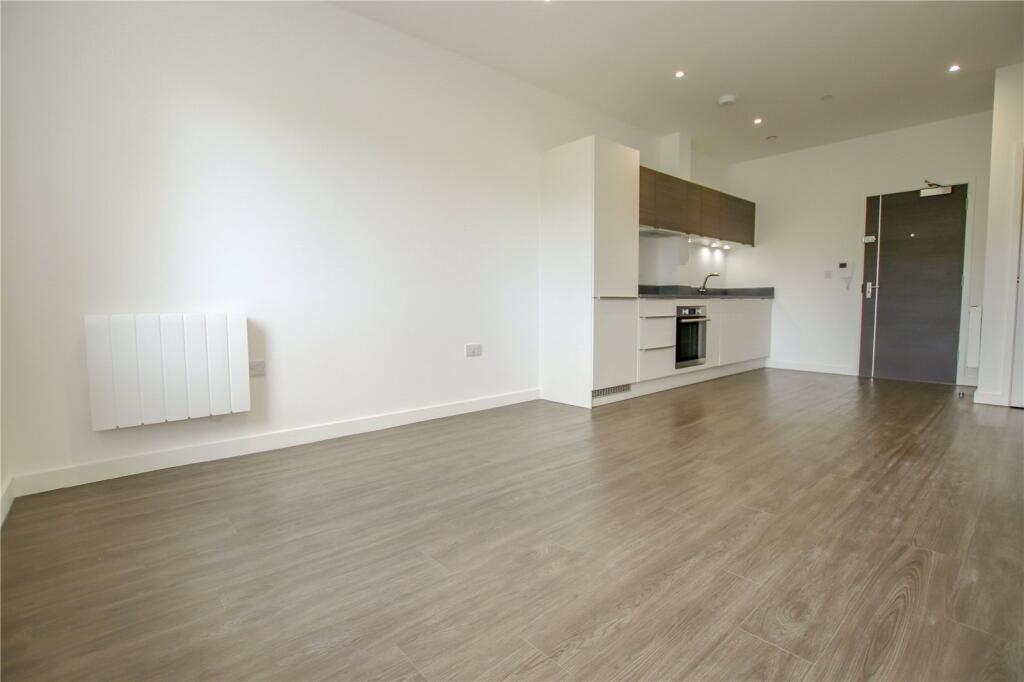 Living Room/Kitchen
