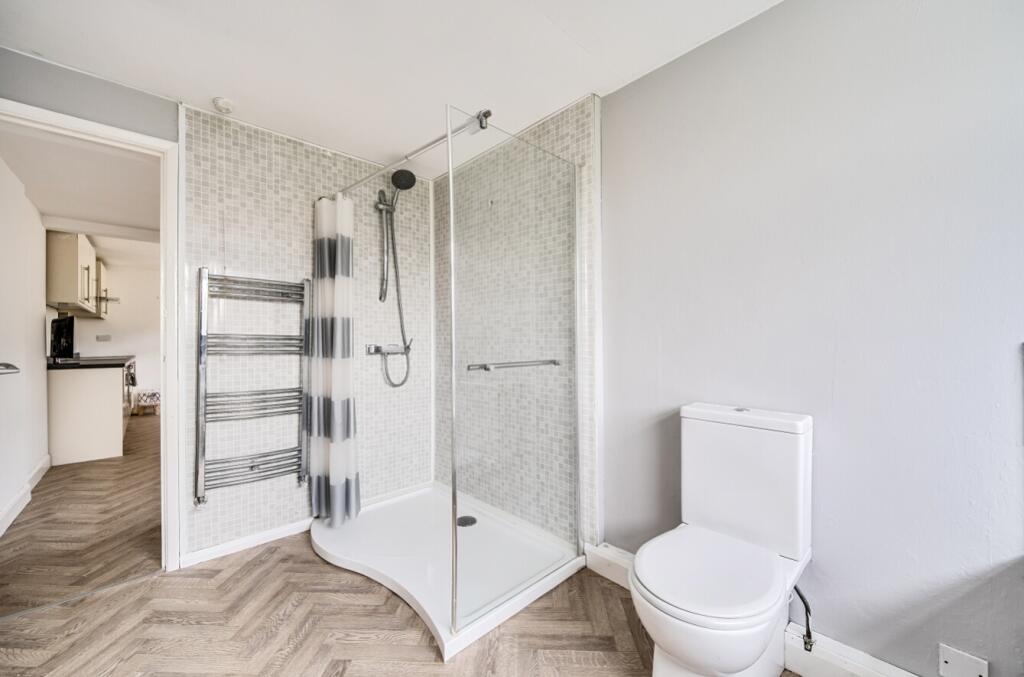 1364182-6-68e507d053fbb