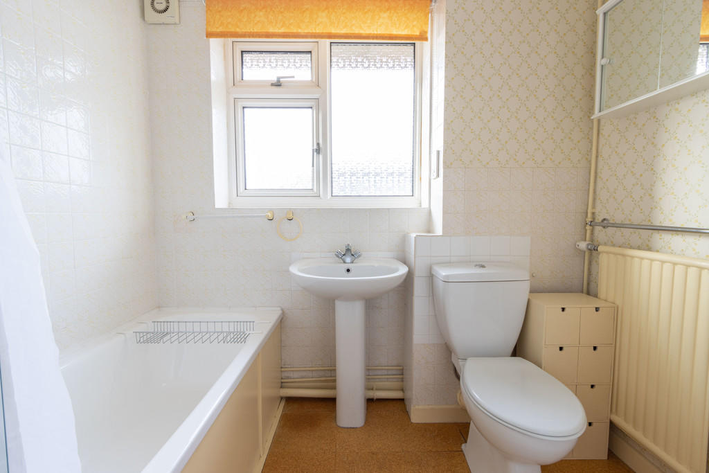 Upstairs bathroom