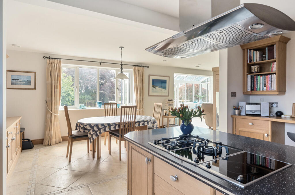 38-681badd957021-...