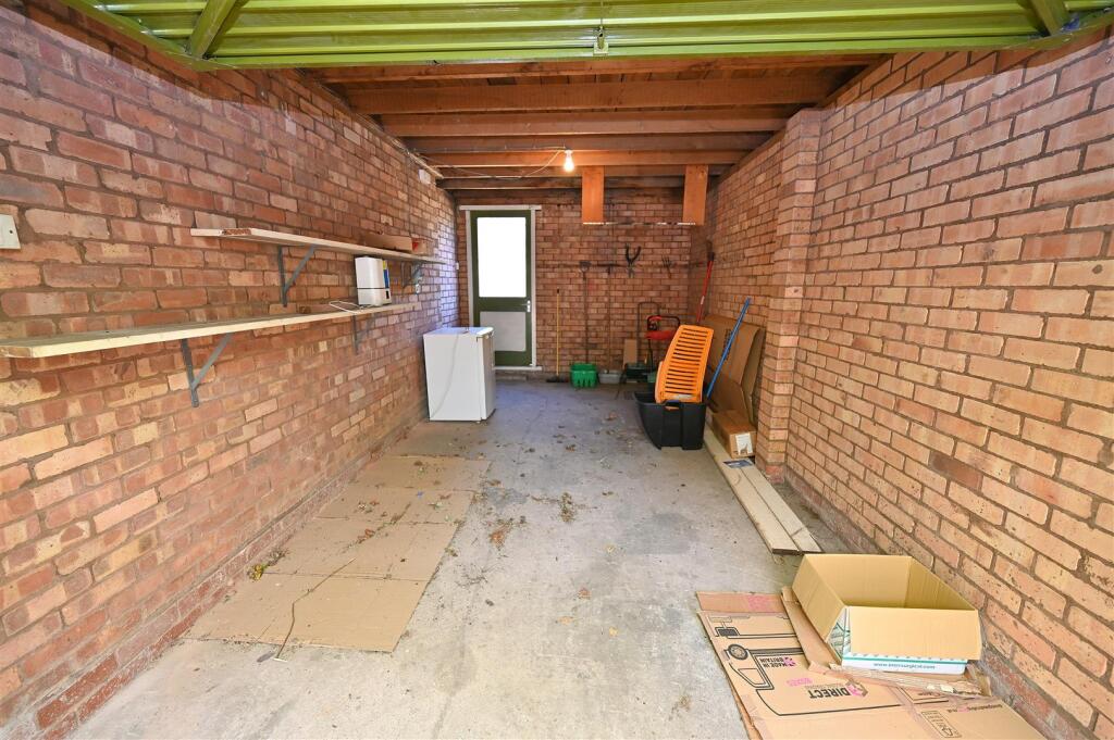 garage.JPG