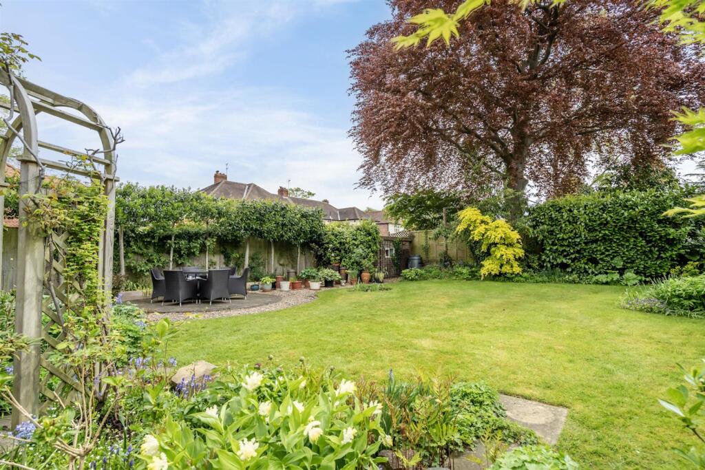 GARDEN