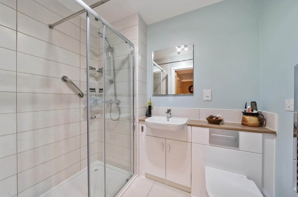 1297551-5-6838623...