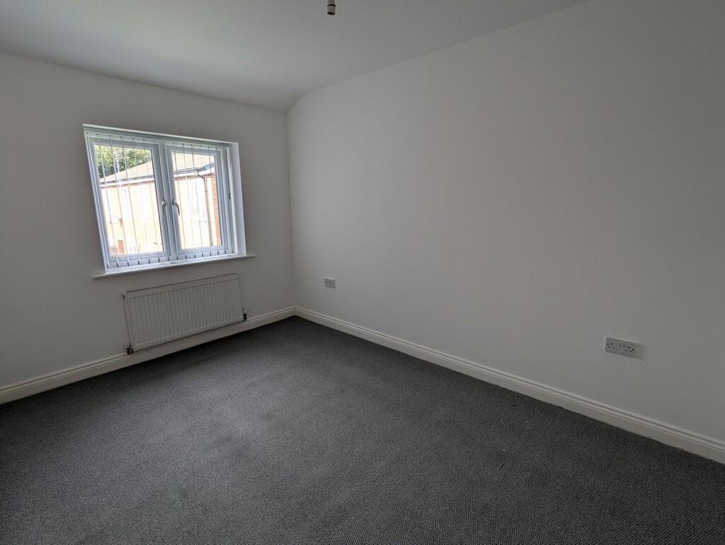 PXL_20250929_1056...