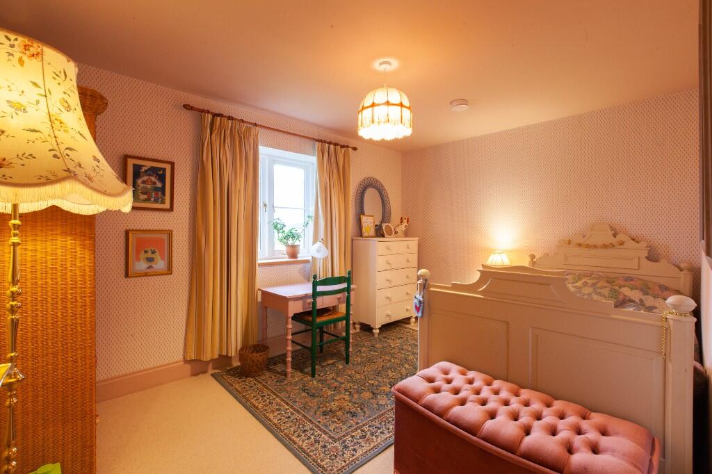 5/6 bedrooms