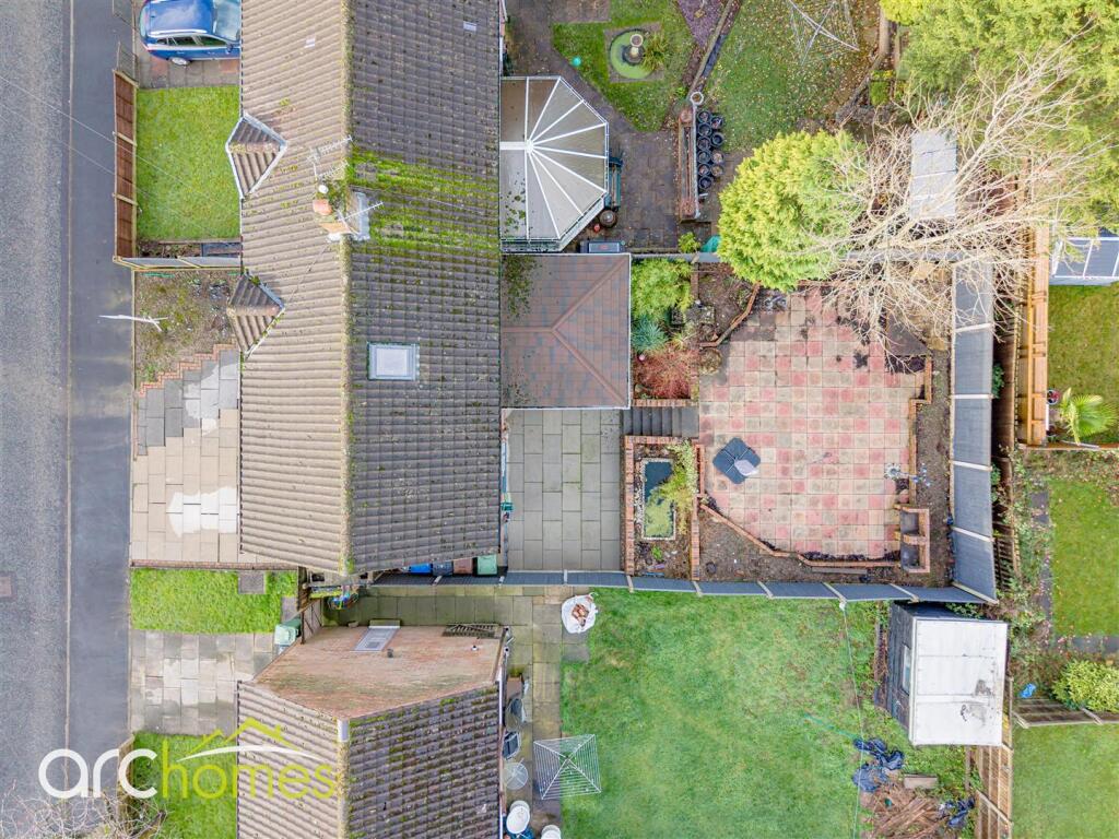 dji_fly_20251208_102846_0056_1765197924742_photo.J