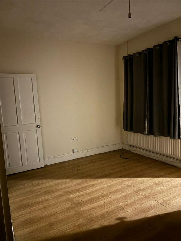 Living room2.jpg