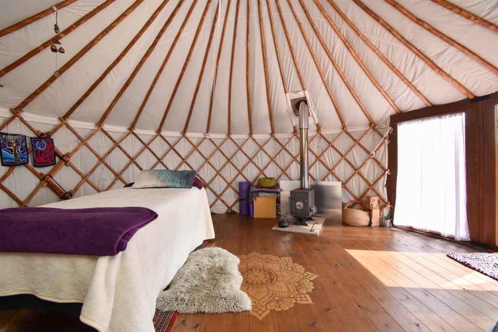 Yurt