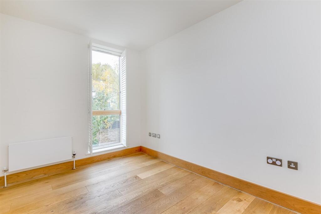 Stafford House Upham Park Rd-8.jpg