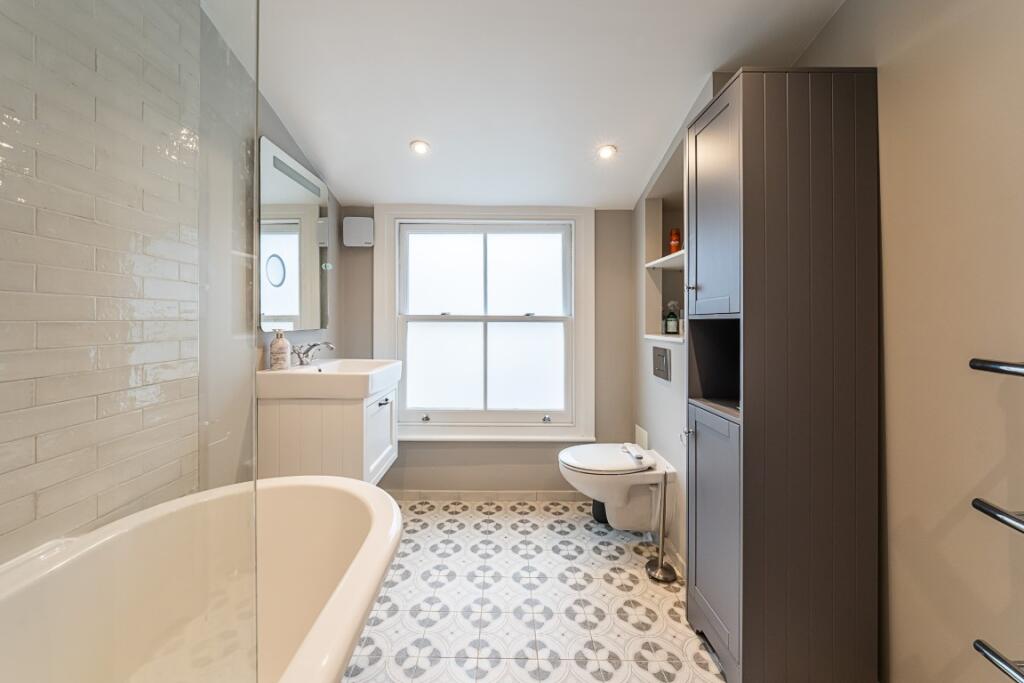 75-Louiseville-Ro...