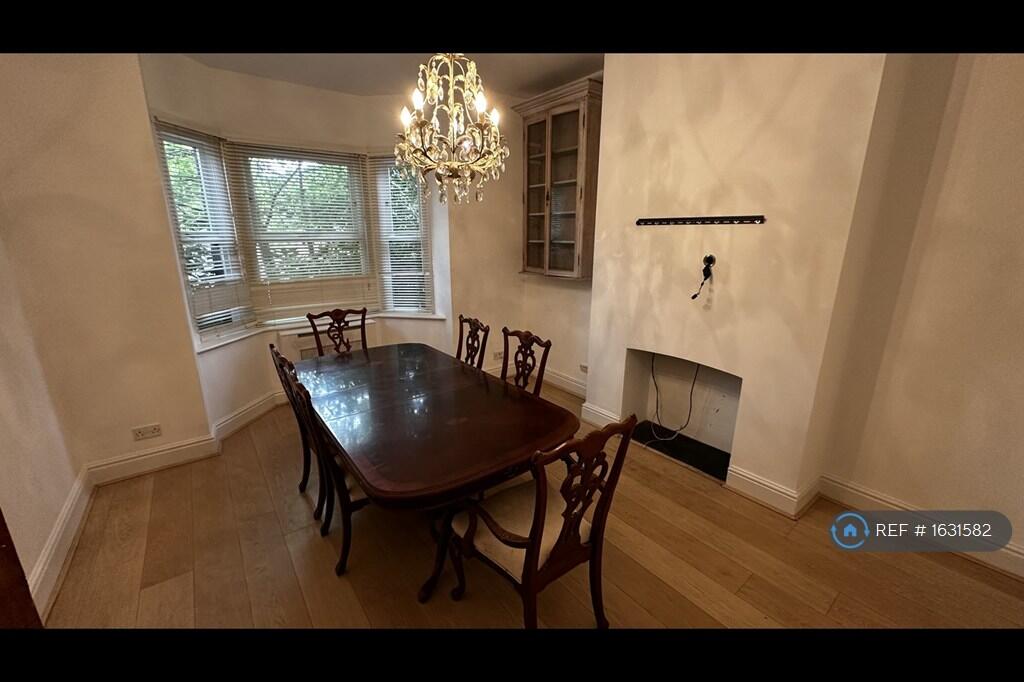 Reception Room (Dinning Room)