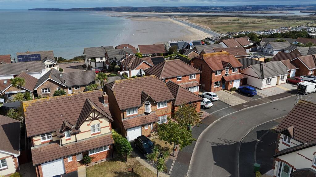 1 Dudley Way Drone 2.JPG