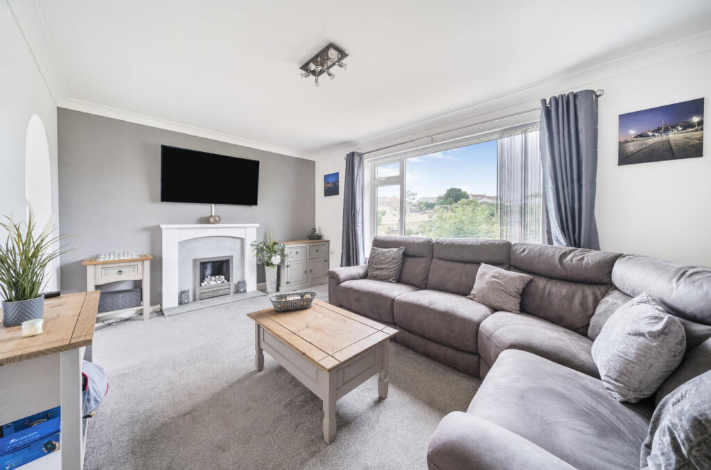 1312573-15-685bc5...