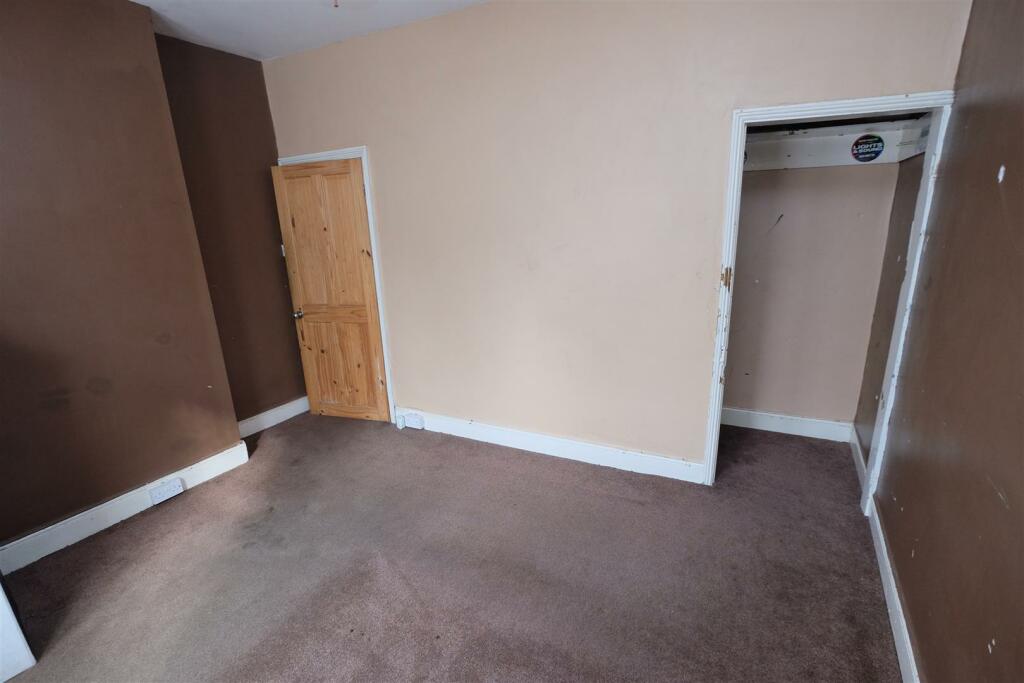 12 Hardy Road, Bedminster, Bristol BS3 2SN Freehol