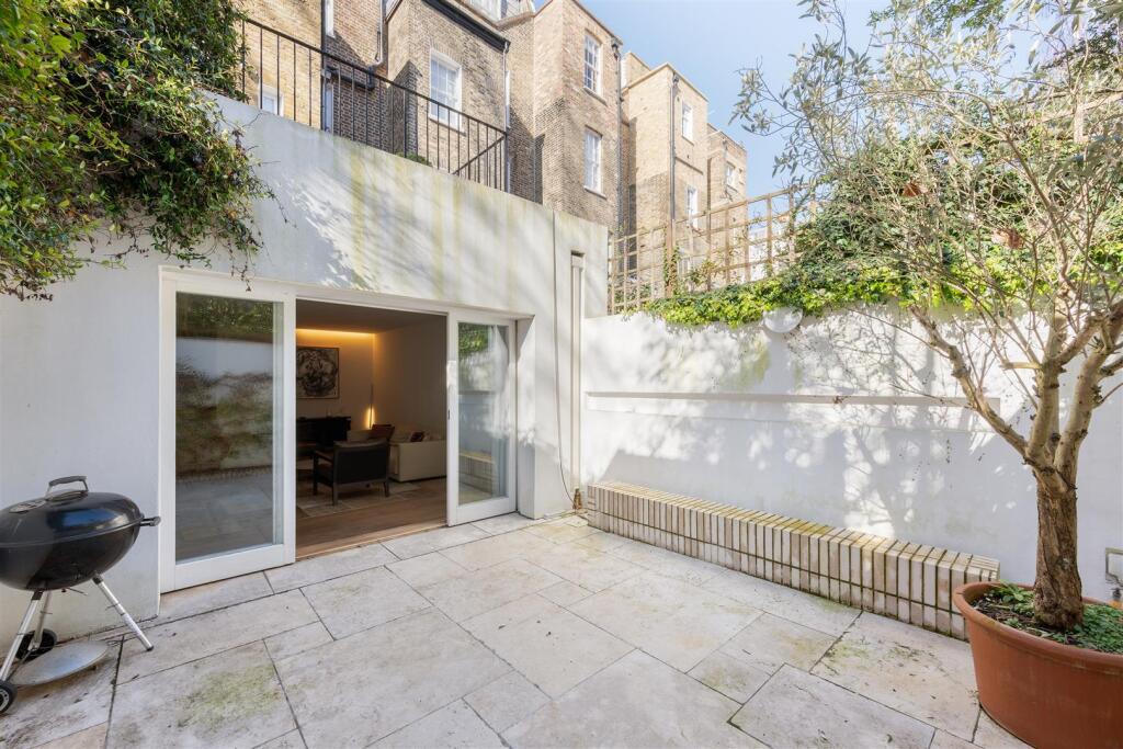 9 Chester Row Hi-5.jpg