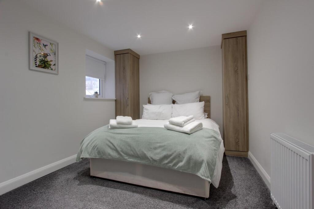 Flat 2 Lounge/Bedroom/Kitchenette